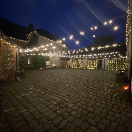 Ash Barton - Big Party House, No Curfew! Villa Wrafton Exteriör bild